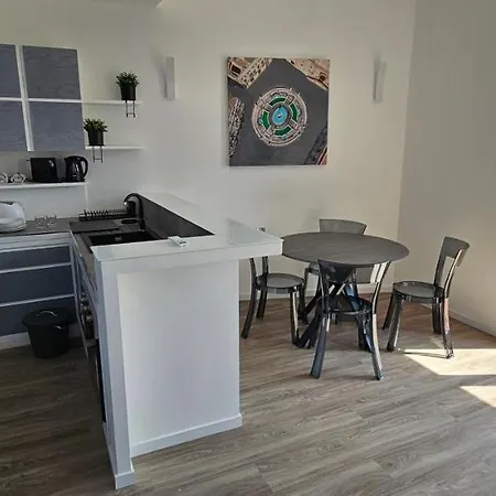 Live Ci'cala Apartment *